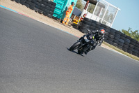 enduro-digital-images;event-digital-images;eventdigitalimages;mallory-park;mallory-park-photographs;mallory-park-trackday;mallory-park-trackday-photographs;no-limits-trackdays;peter-wileman-photography;racing-digital-images;trackday-digital-images;trackday-photos